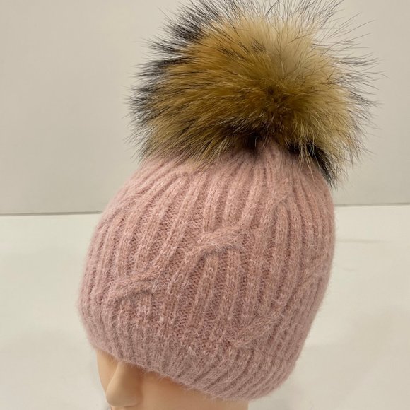 Knit Cable Beanie with Real Fox Fur Pom - Picture 1 of 2